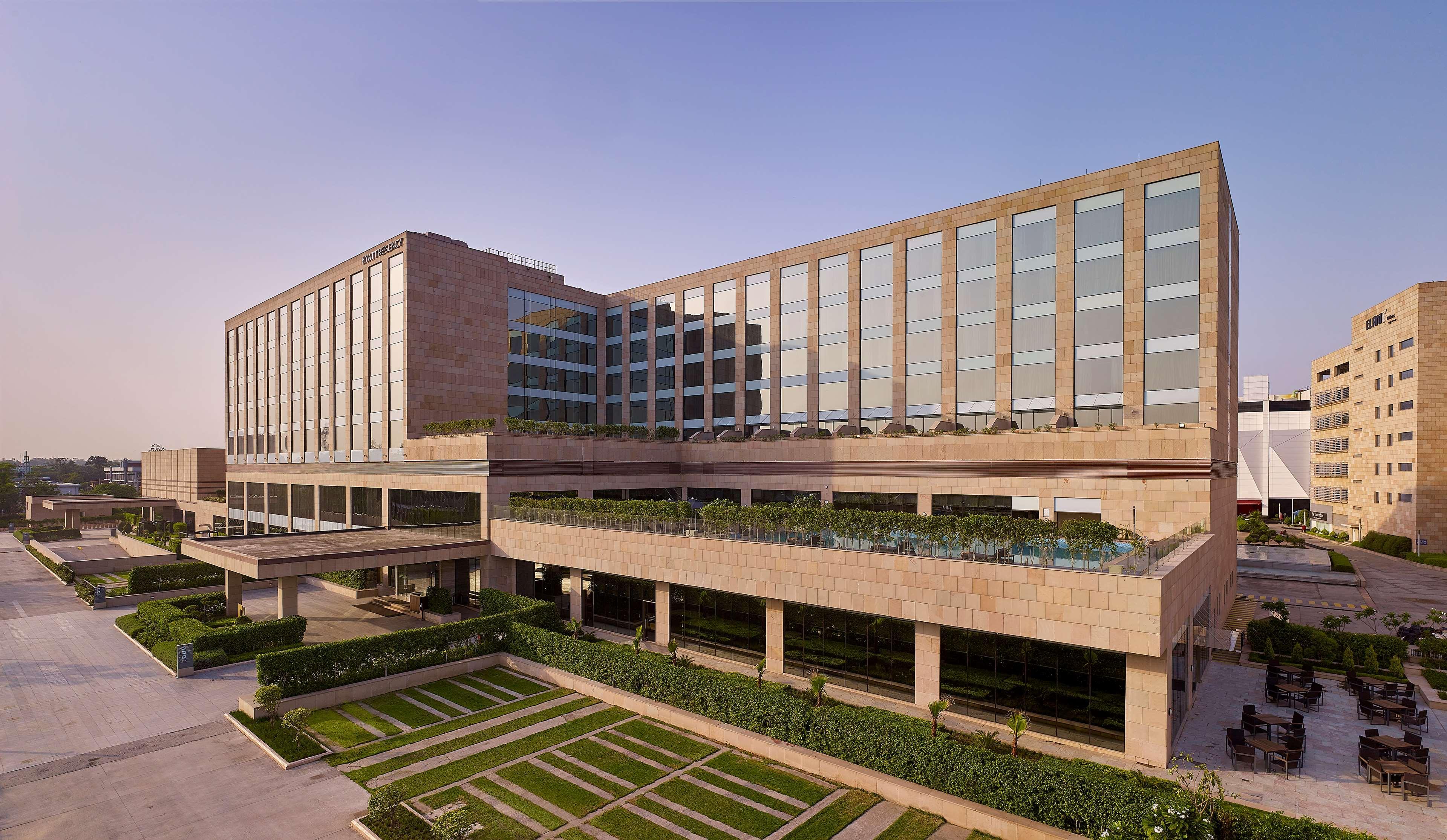 Hyatt Regency Chandigarh Chandīgarh Exterior foto The Park, New Delhi